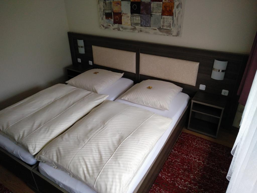 Hotel Alfa Neu-Isenburg Δωμάτιο φωτογραφία