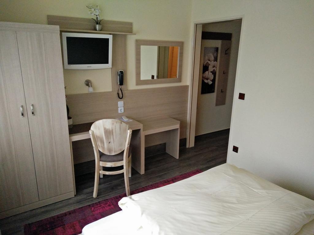Hotel Alfa Neu-Isenburg Εξωτερικό φωτογραφία