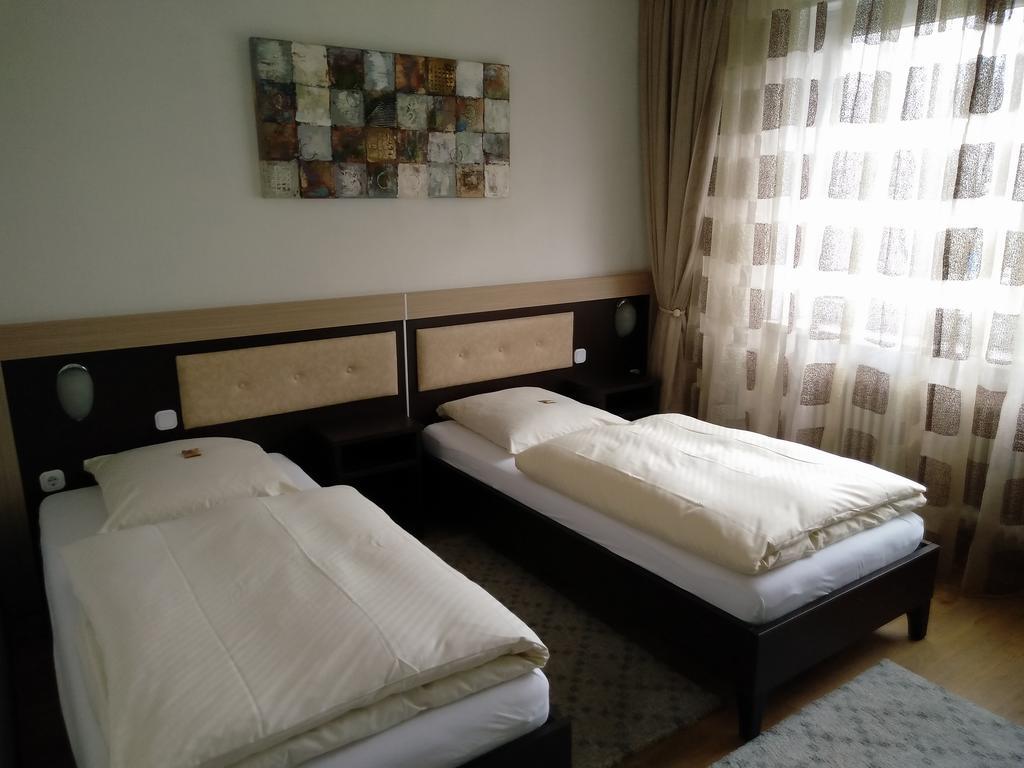 Hotel Alfa Neu-Isenburg Δωμάτιο φωτογραφία